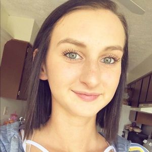 Meet your Posher, Taryn